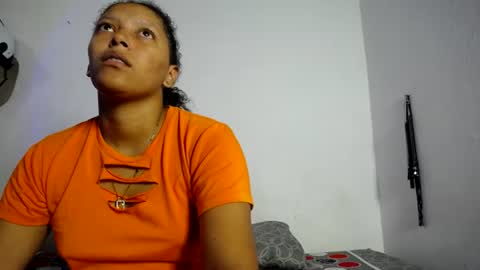 Snapshot of francihot4 chatting on 06.17.26 francihot4 online show from 06.17.26