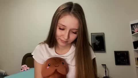 Snapshot of francinaporteus chatting on 10.15.25 Francis online show from 10.15.25