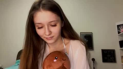 Snapshot of francinaporteus chatting on 10.21.25 Francis online show from 10.21.25