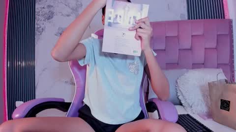 Laura online show from 09.27.25