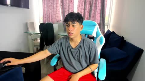 frank online show from 02.08.25