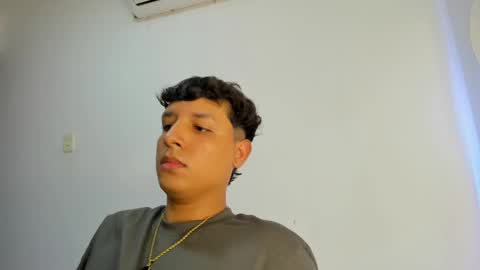 Castiglioni online show from 03.01.25