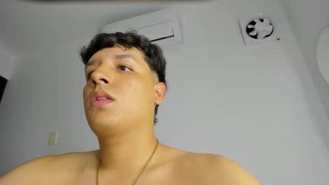 Castiglioni online show from 03.02.25