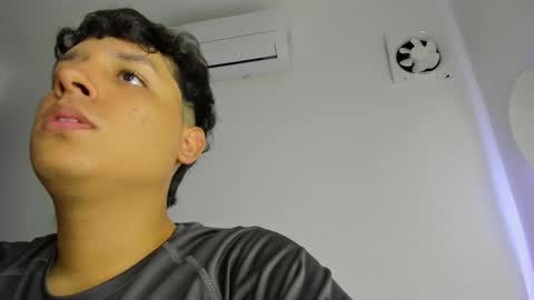 Castiglioni online show from 03.04.25