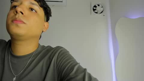 Castiglioni online show from 03.08.25