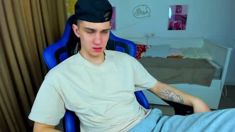 Frank online show from 04.15.26