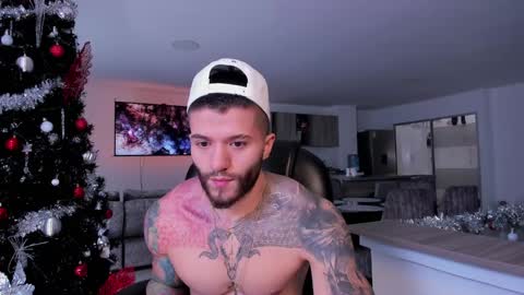 Snapshot of frankfarrellx chatting on 12.30.24 Frank Farrell. Hey remember to give me a thumbs up Ty online show from 12.30.24