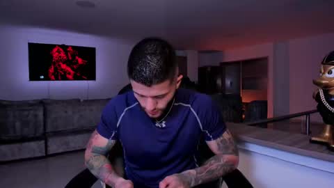 Snapshot of frankfarrellx chatting on 02.12.25 Frank Farrell. Hey remember to give me a thumbs up Ty online show from 02.12.25