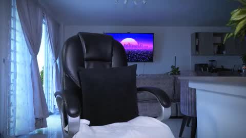 Frank Farrell. Hey remember to give me a thumbs up Ty online show from 02.19.26