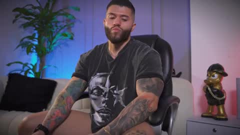 Frank Farrell. Hey remember to give me a thumbs up Ty online show from 04.06.26