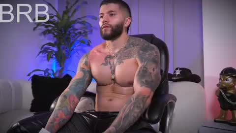 Snapshot of frankfarrellx chatting on 06.15.26 Frank Farrell. Hey remember to give me a thumbs up Ty online show from 06.15.26