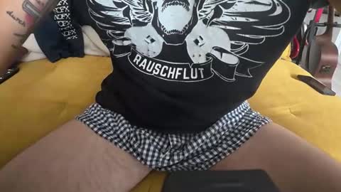 franky84 online show from 10.14.25