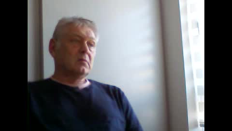 Snapshot of frannkboy61 chatting on 04.22.26 frannkboy61 online show from 04.22.26