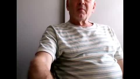 Snapshot of frannkboy61 chatting on 05.04.26 frannkboy61 online show from 05.04.26
