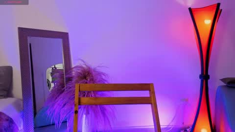 Fransheska online show from 04.20.26