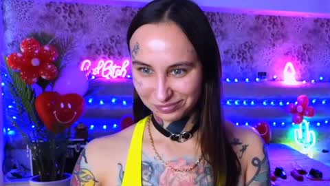 Freak online show from 02.14.25
