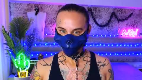 Freak online show from 09.15.25