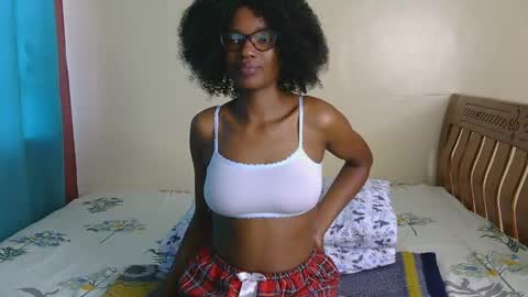 Nessa-Independent model online show from 12.09.24