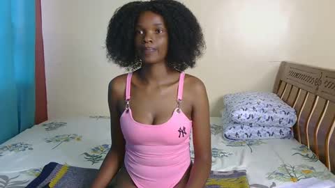 Nessa-Independent model online show from 01.03.25