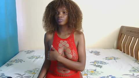 Nessa-Independent model online show from 02.21.25