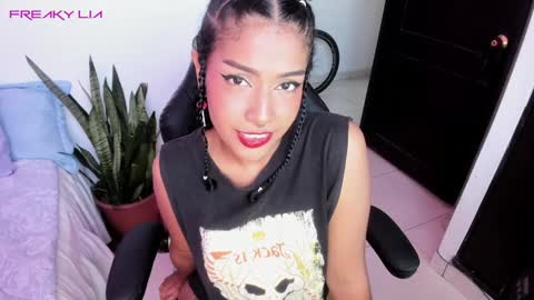Lia Gomez online show from 01.25.25