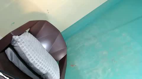 Snapshot of freaky_mariah chatting on 02.05.26 just call me mariah online show from 02.05.26