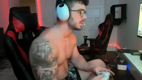 Snapshot of freakyfitking chatting on 12.22.24 freakyfitking online show from 12.22.24