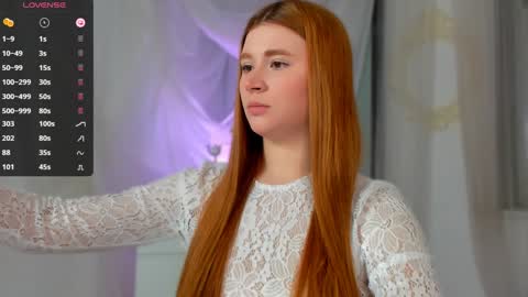 Snapshot of freckle_diyana chatting on 01.30.25 Diyana online show from 01.30.25