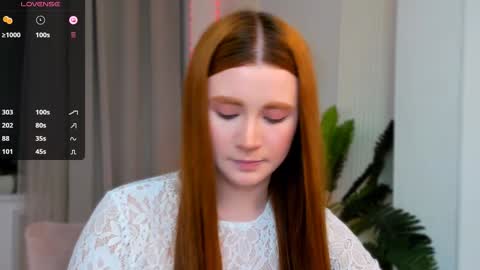 Snapshot of freckle_diyana chatting on 02.01.25 Diyana online show from 02.01.25