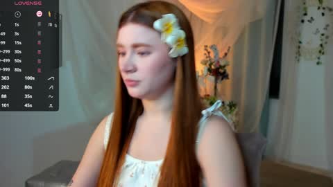 Snapshot of freckle_diyana chatting on 02.07.25 Diyana online show from 02.07.25