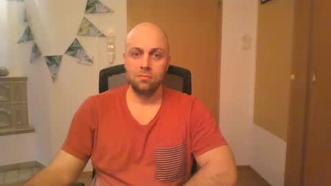 Snapshot of freddow chatting on 01.16.25 freddow online show from 01.16.25