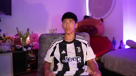 Juan  give it a thumbs up please its important online show from 09.12.25