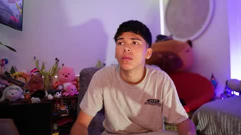 Juan  give it a thumbs up please its important online show from 09.15.25