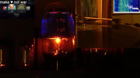 Snapshot of freemy_cebwam chatting on 10.15.25 Duckmysick online show from 10.15.25