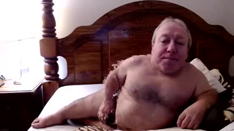 Cute Lil Man online show from 04.25.26