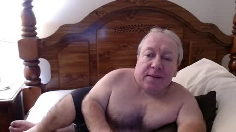 Cute Lil Man online show from 04.26.26