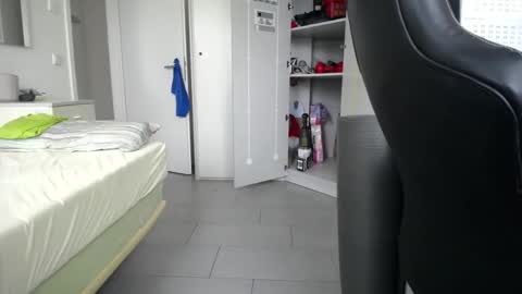 Walter Fischer online show from 11.02.25