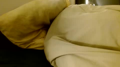 Snapshot of frenchms chatting on 03.17.26 frenchms online show from 03.17.26