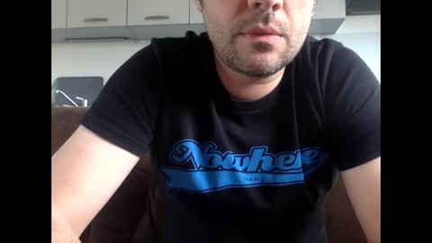 Snapshot of frenchy_from_paris chatting on 04.27.26 frenchy_from_paris online show from 04.27.26