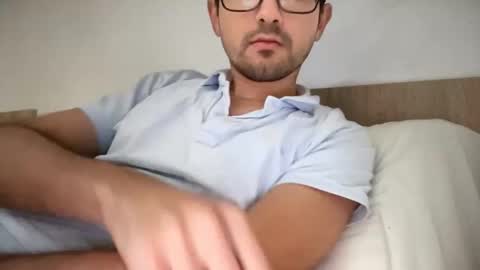 freshman  imonyou98 online show from 11.24.25