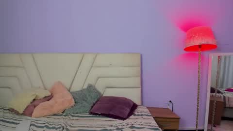 Snapshot of fresitalovee chatting on 10.17.25 fresita online show from 10.17.25