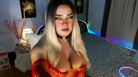 Snapshot of freya_lovestocum chatting on 06.22.26 Miss Frea online show from 06.22.26