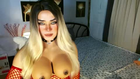 Snapshot of freya_lovestocum chatting on 06.29.26 Miss Frea online show from 06.29.26