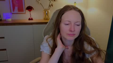 Freya online show from 12.08.24