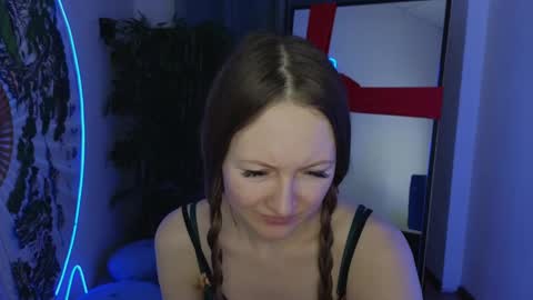 Freya online show from 01.03.25