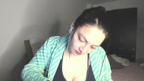 freya_shaik_ online show from 02.21.25