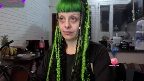 Snapshot of freyaa_sorceress chatting on 09.17.25 freyaa_sorceress online show from 09.17.25