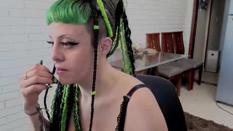 Snapshot of freyaa_sorceress chatting on 10.26.25 freyaa_sorceress online show from 10.26.25