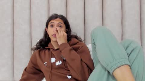 FreyaMoller  online show from 02.14.26