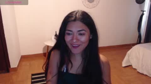 Snapshot of freyarouge chatting on 04.11.26 freyarouge online show from 04.11.26